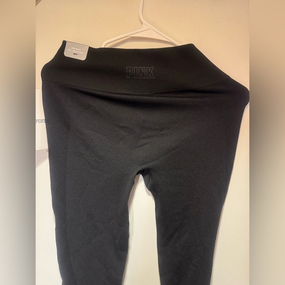 PINK Victoria's Secret Classic Black Leggings - Picture 7 of 7